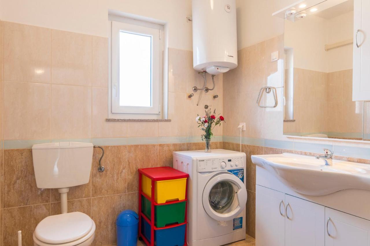 פאז'אנה Apartments Safija 1985 מראה חיצוני תמונה