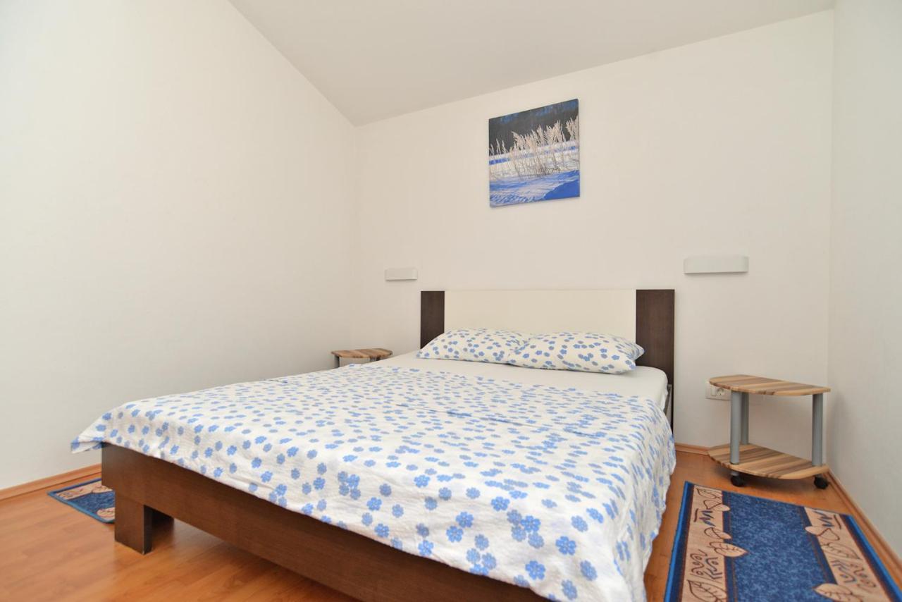 פאז'אנה Apartments Safija 1985 מראה חיצוני תמונה